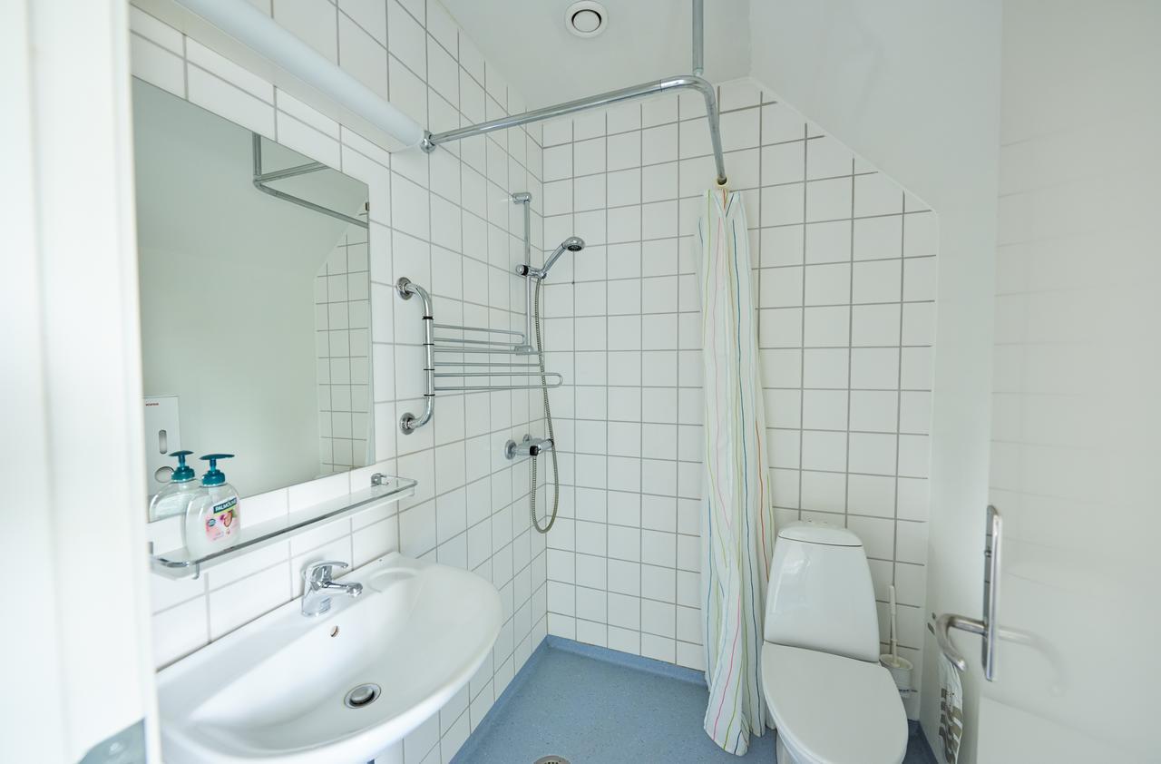 Danhostel Odense City Екстериор снимка A shower cubicle